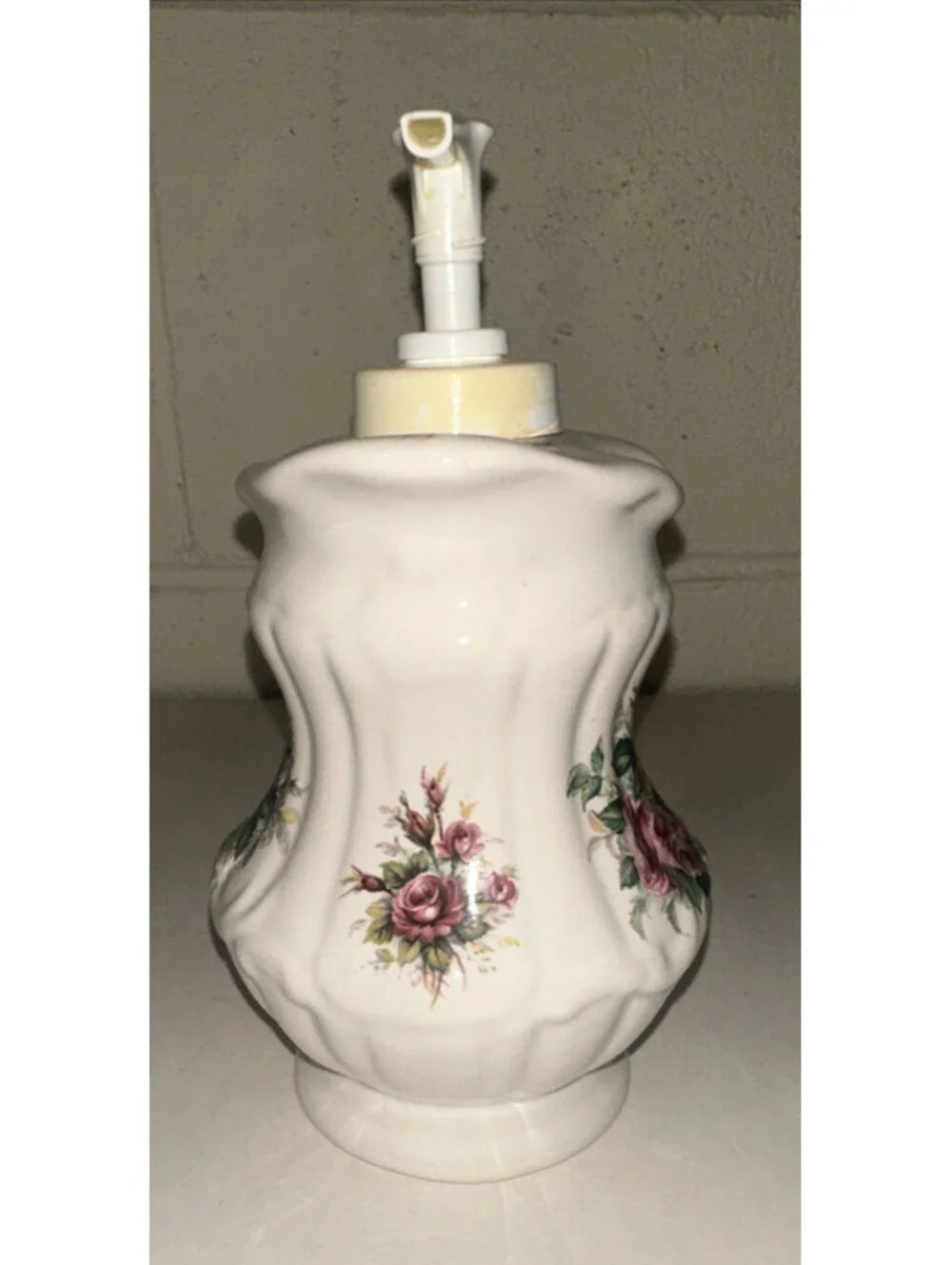 JA ATHENA Grandmacore Vintage Hand Painted Floral Hand Soap Dispenser READ Desc